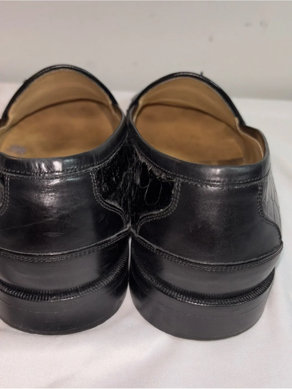 Johnston & Murphy Black Croc-Embossed Tassel Loafers.   10.5M. 7/6